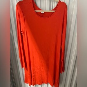 Red Old Navy asymmetrical  knit top size XL like new condition